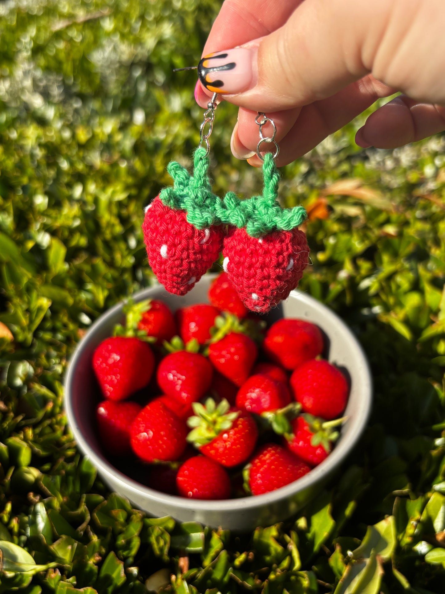 Strawberry earrings 🍓